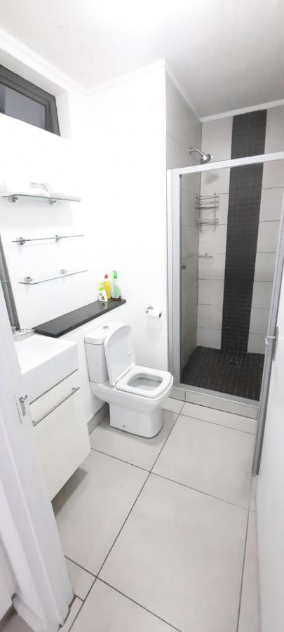 Kingelph Home-Stay Виндхук Экстерьер фото
